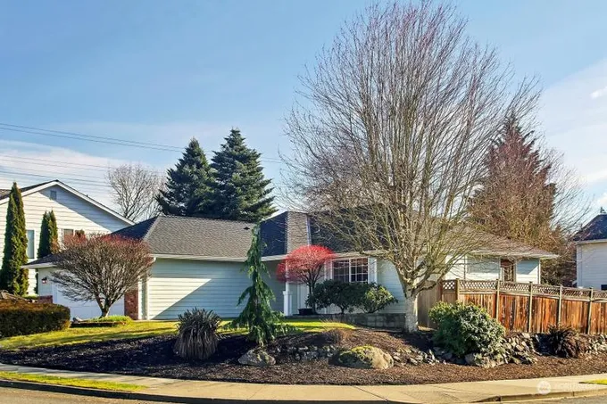 7802 Boreal Court, Arlington, WA 98223 for Sale