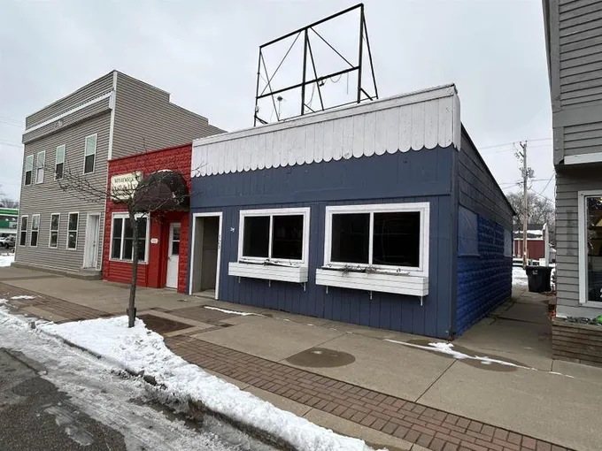 Weyauwega, Waupaca County, WI Commercial Property, House for sale Property ID: 418638446