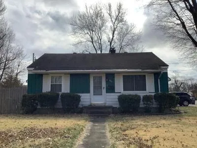 Ravenswood Dr for Sale