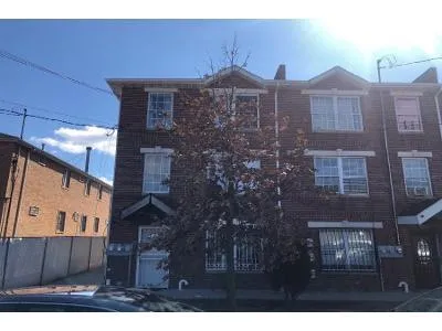 Loring Ave for Sale