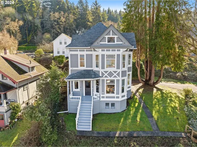 4913 Cedar ST, Astoria OR 97103 for Sale
