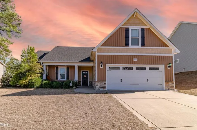 370 Wood Point Dr, Lillington, NC 27546 - MLS 10010964 for Sale