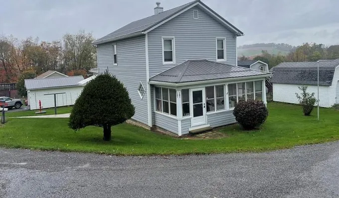 101 Center St, Seminole, PA 16253 - MLS 158519 for Sale