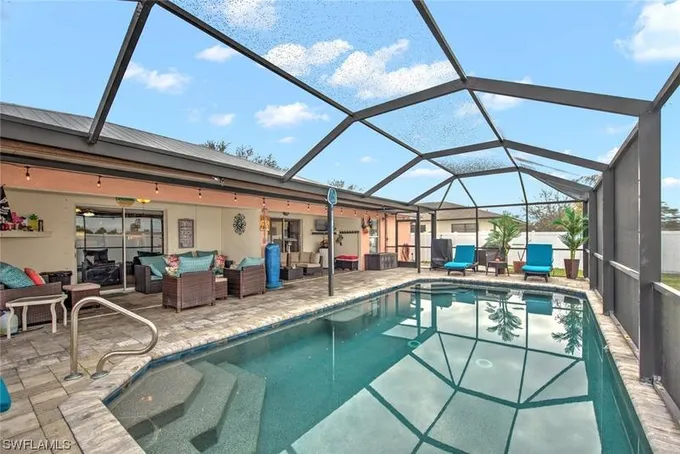 2926-2928 Southeast Santa Barbara Place, Cape Coral, FL 33904 for Sale