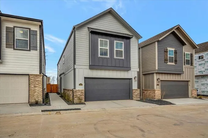 9920 Storehouse Dr, Houston, TX 77080 for Sale