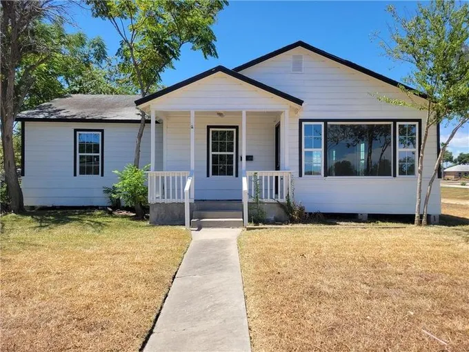 3705 Topeka St, Corpus Christi, TX 78411 for Sale