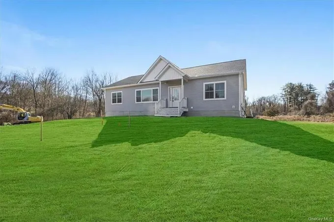 157 OLD SYLVAN LAKE RD, Hopewell Junction, NY 12533 Single Family Residence For Sale  MLS# H6285754