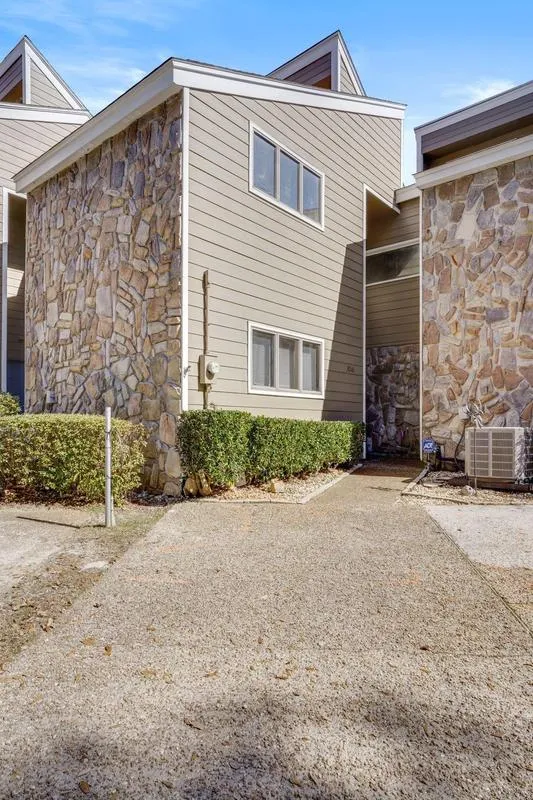 3016 Ironwood Drive, Tallahassee, FL 32309 for Sale