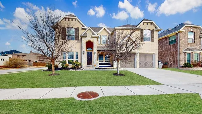1032 Frisco Hills Blvd, Little Elm, TX 75068 for Sale