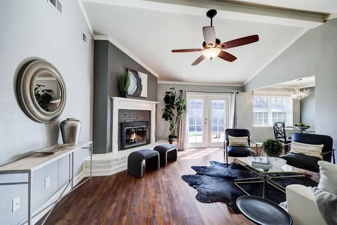 3407 Rockyridge Dr, Houston, TX 77063 for Sale