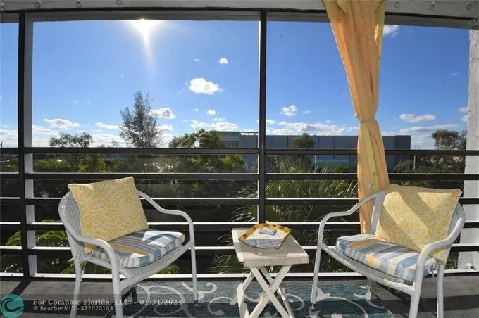 1407 Northeast 56th Street, Unit 406, Fort Lauderdale, FL 33334 for Sale