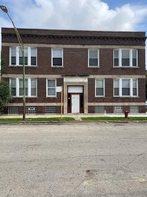 7459 S Champlain Ave, Chicago, IL 60619 - MLS 11892213 for Sale