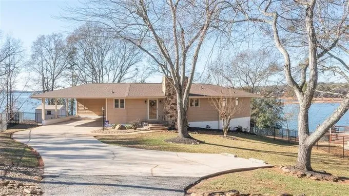 Anderson, Anderson County, SC Lakefront Property, Waterfront Property, House for sale Property ID: 418547333