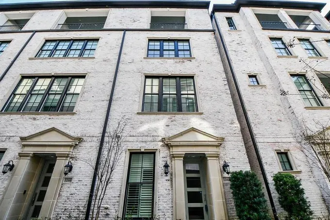 1262 Wood Hollow Dr, Houston, TX 77057 for Rent