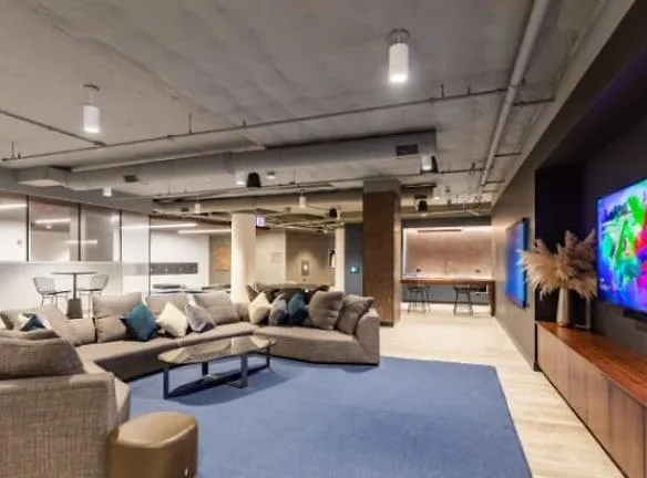 455 E Waterside Dr unit 102 - Chicago, IL 60601 - Home For Rent