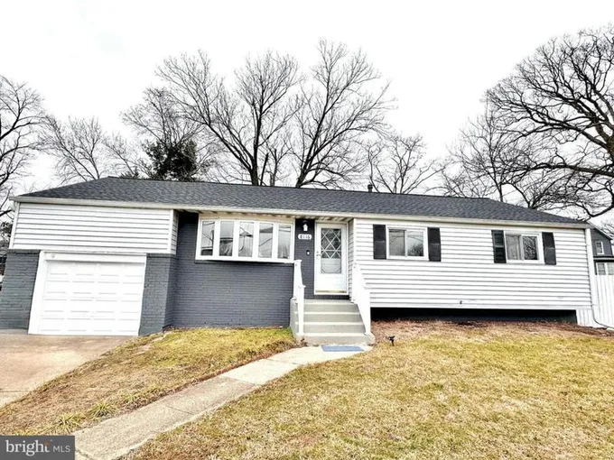 8116 OXON HILL RD, FORT WASHINGTON, MD 20744 Single Family Residence For Sale  MLS# MDPG2101870