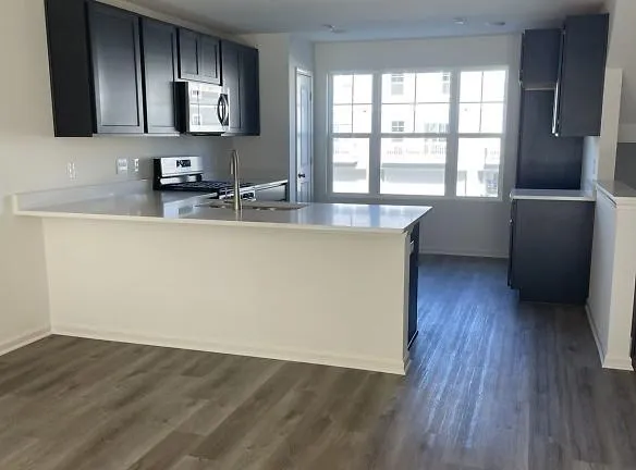 8693 Orchid Dr - Saint John, IN 46373 - Home For Rent