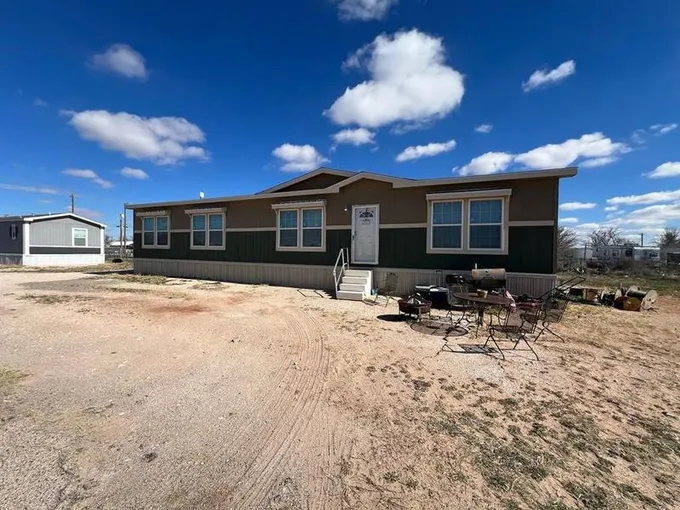 1405 W 2nd St, Monahans, TX 79756 for Sale