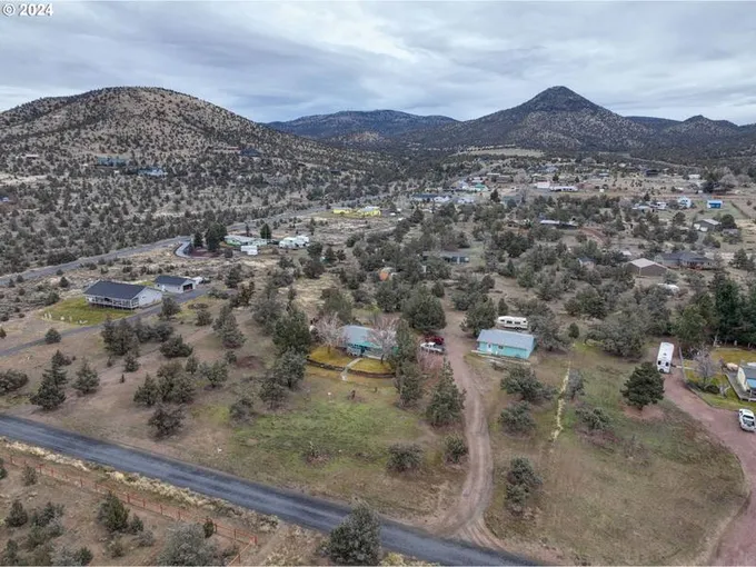 14256 Southwest Lupine Drive, Powell Butte, OR 97753 for Sale