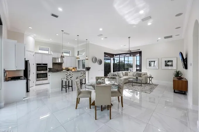 16725 Cabreo Dr, Naples, FL 34110 - MLS 224009056 for Sale