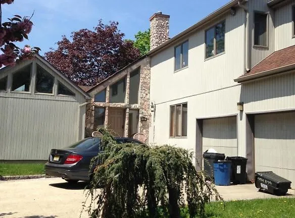 668 Hoey Ave - Long Branch, NJ 07740 - Home For Rent