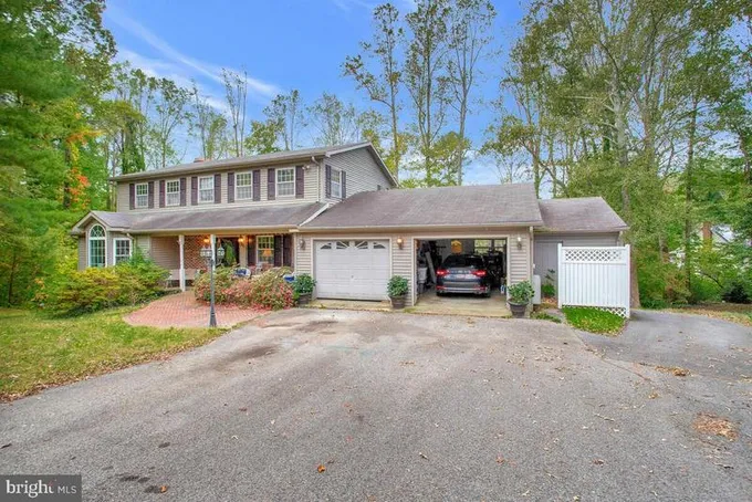 5715 Oakcrest Drive, St. Leonard, MD 20685 for Sale