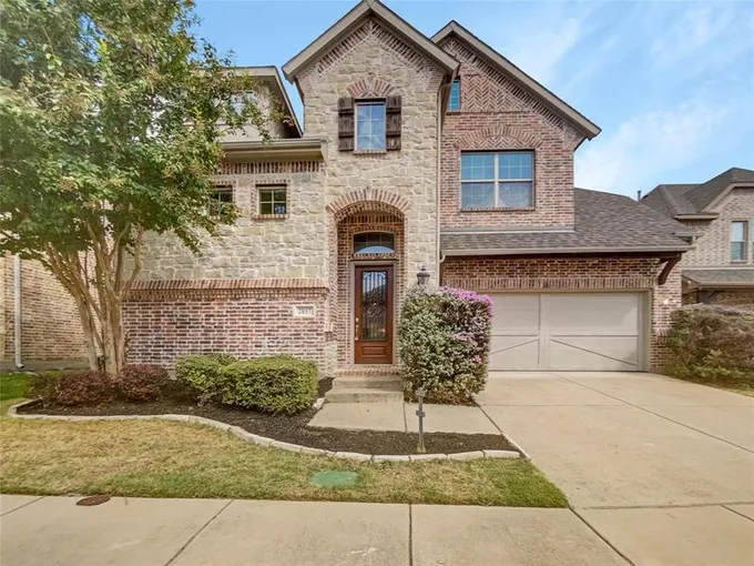 2857 Wellbourne Drive, Carrollton, TX 75006 for Sale