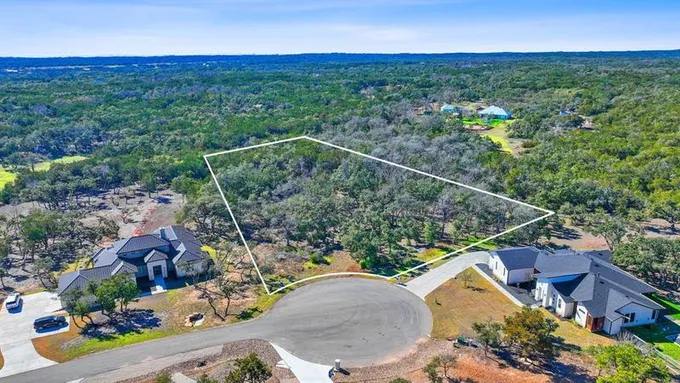 193 Quarter Horse Ln, Driftwood, TX 78619 for Sale