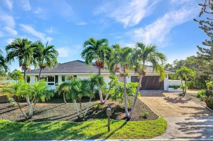 1475 Sand Castle Rd, Sanibel, FL 33957 - MLS 223078983 for Sale