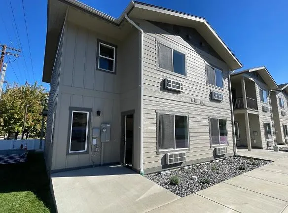 1417 Fifth St unit 5B - Wenatchee, WA 98801 - Home For Rent