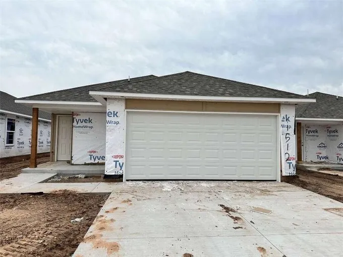 11512 SW 12th Street, Yukon, OK 73099  612226914 for Sale