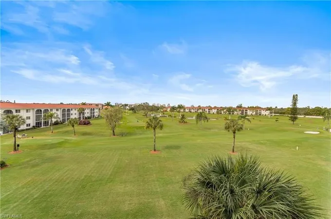 37 High Point Circle East, Unit 403, Naples, FL 34103 for Sale