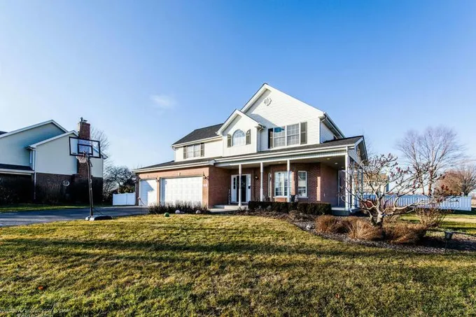 521 THE HAGUE, Peotone, IL 60468 Single Family Residence For Sale  MLS# 11981124