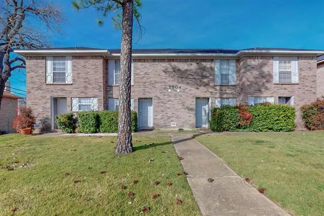 7504 CHAPIN RD, Fort Worth, TX 76116 Multi Family For Sale  MLS# 20526034