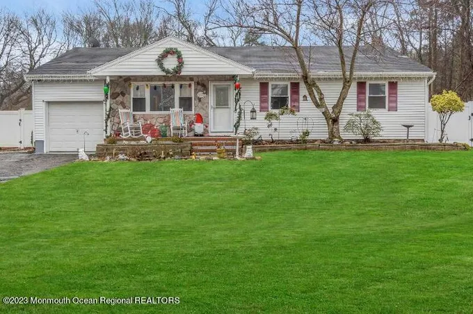 619 Clairmore Avenue, Lanoka Harbor, NJ 08734 for Sale