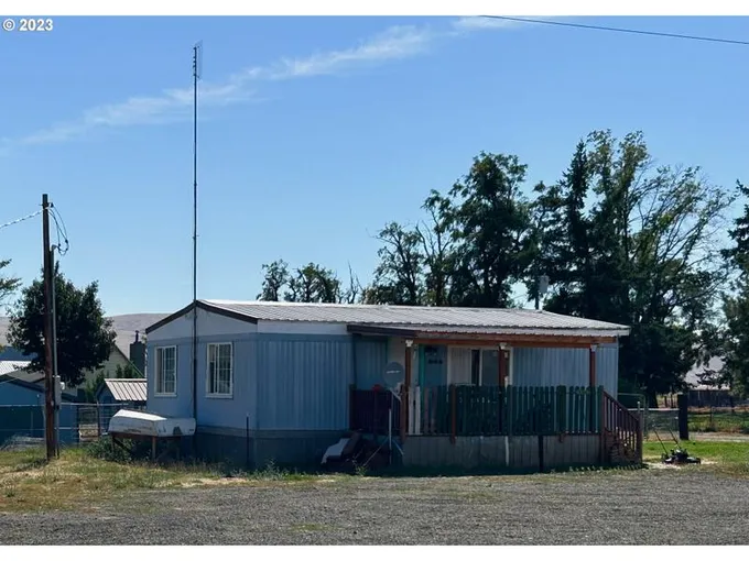 2298 CENTERVILLE HWY, Centerville WA 98613 for Sale