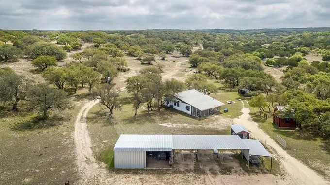 482 WINGERT RD, Segovia, TX 76849 Farm For Sale  MLS# 113656