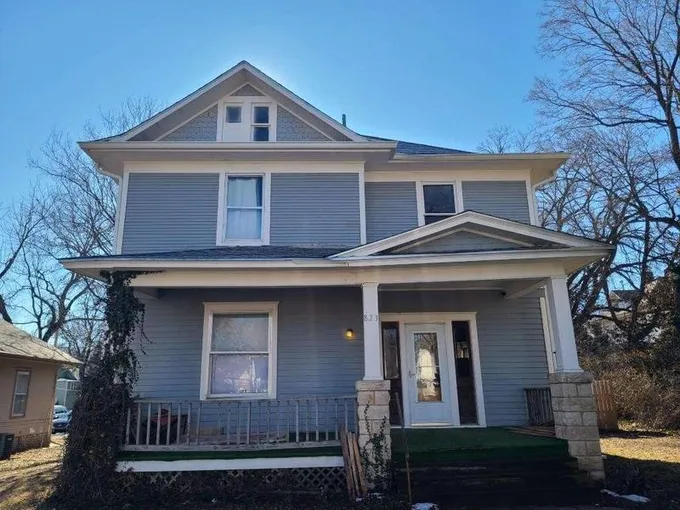 823 Laramie St. Manhattan, KS 66502  621764227 for Sale