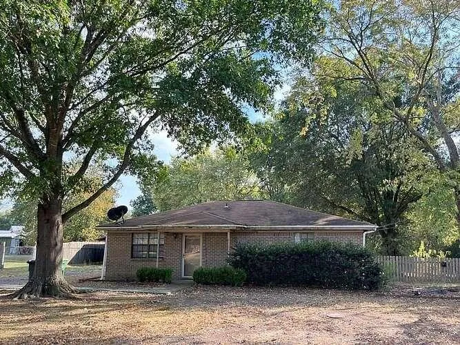 Feather, NORTH LITTLE ROCK, AR 72117  613051825 for Sale