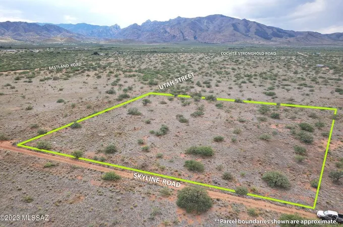 2 Lots Utah St #15 & 16, Cochise, AZ 85606 - MLS 22320243 for Sale