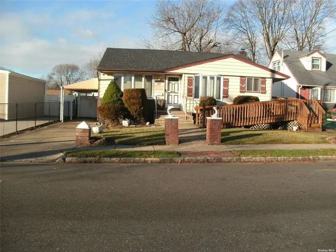 Westbury, Nassau County, NY House for sale Property ID: 418539307