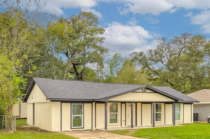 723 Magnolia Ave, Crosby, TX 77532 for Sale
