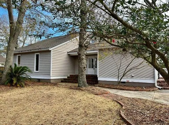 1144 Parkway Dr - Mount Pleasant, SC 29464 - Home For Rent