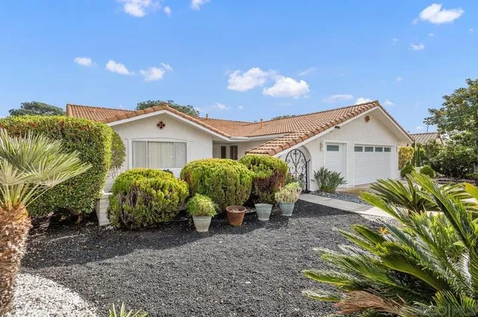 12431 Conquistador Way, San Diego, CA 92128 - MLS 240002908 for Sale