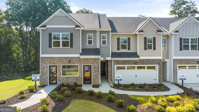 2771 Honey Locust, Unit 68, Loganville, GA 30052 for Sale