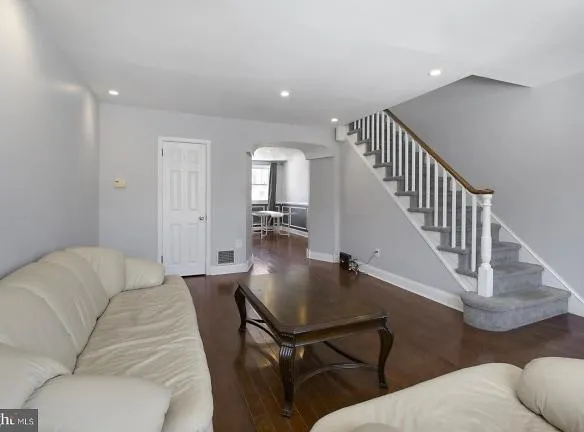 3110 S Juniper St - Philadelphia, PA 19148 - Home For Rent