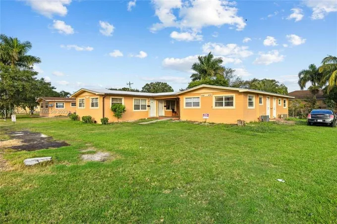 482 CYPRESS AVE, Pahokee, FL 33476 Multi Family For Sale  MLS# A11492095