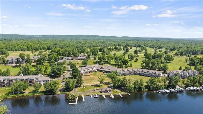 2853 29th Avenue, Unit 305, Birchwood, WI 54817 for Sale