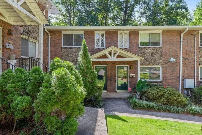 2416 PEACHWOOD CIR NE APT 9, Atlanta, GA 30345 Condo/Townhouse For Sale  MLS# 7336583 for Rent