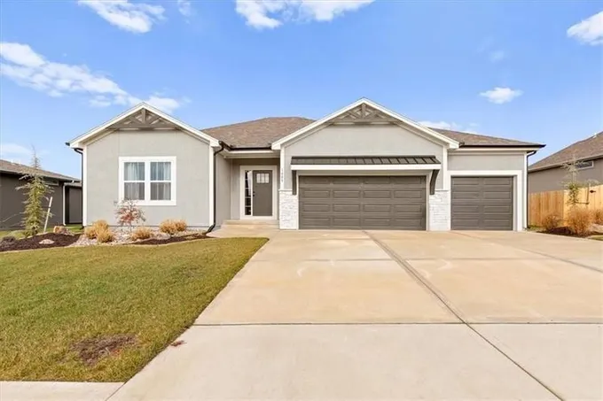 1809 Winchester Dr, Pleasant Hill, MO 64080  MLS# 2468000 for Sale